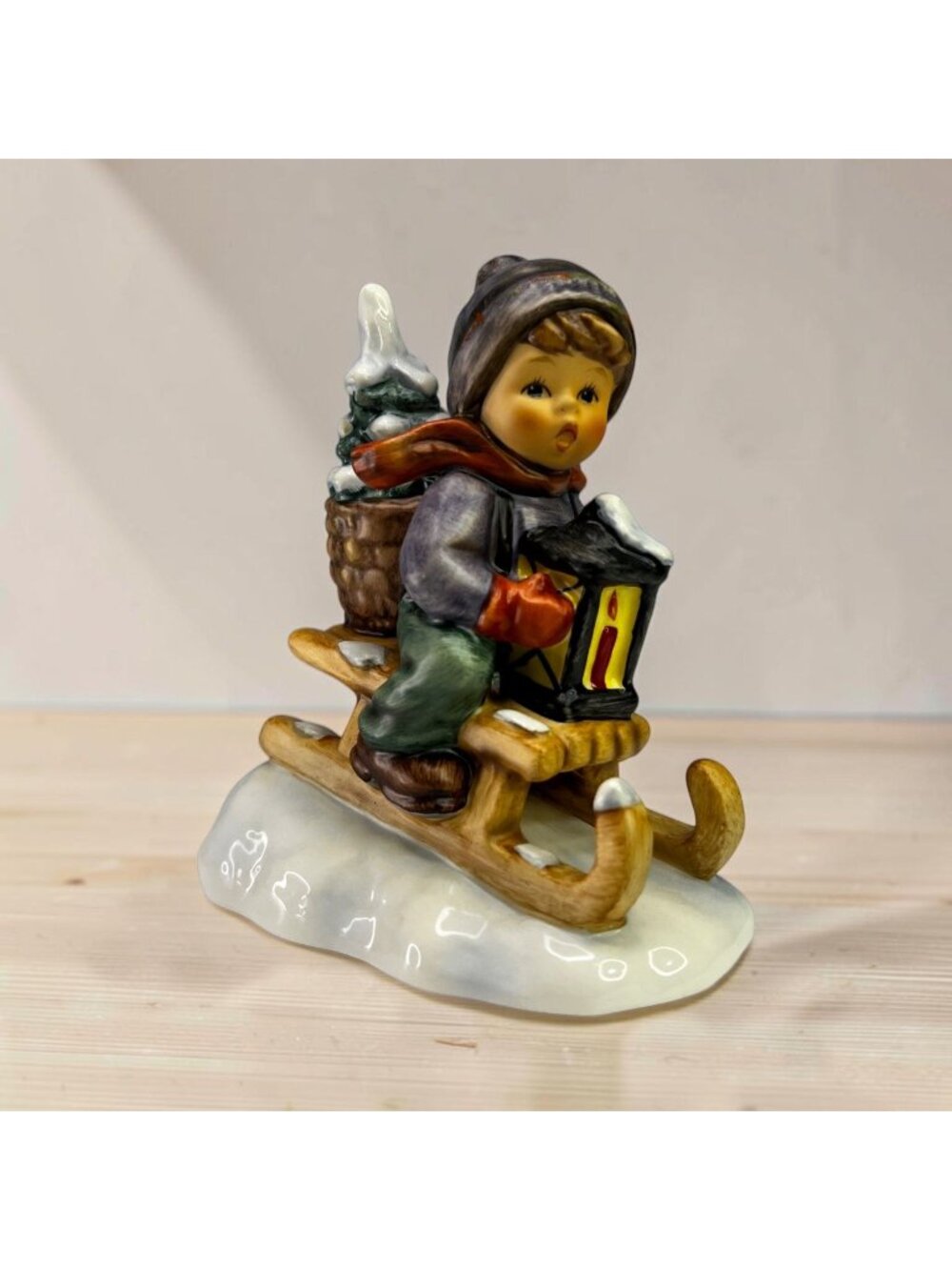 Vintage Hummel Ride Into Christmas Figurine #727 Collectible, Original Box 1998